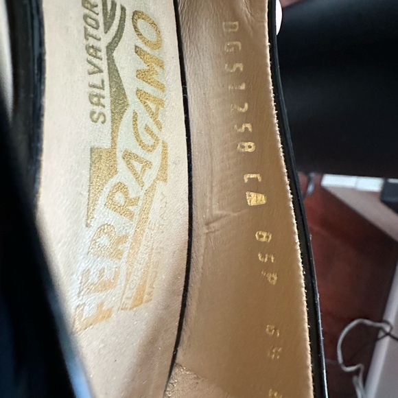 Authentic Ferragamo heels, black patent, size 6 1/2 - Picture 11 of 13